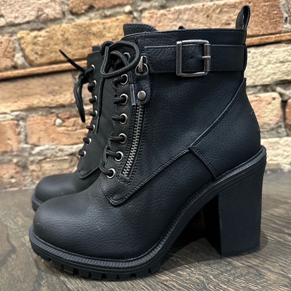 Torrid - Black Boots - Size 6WW